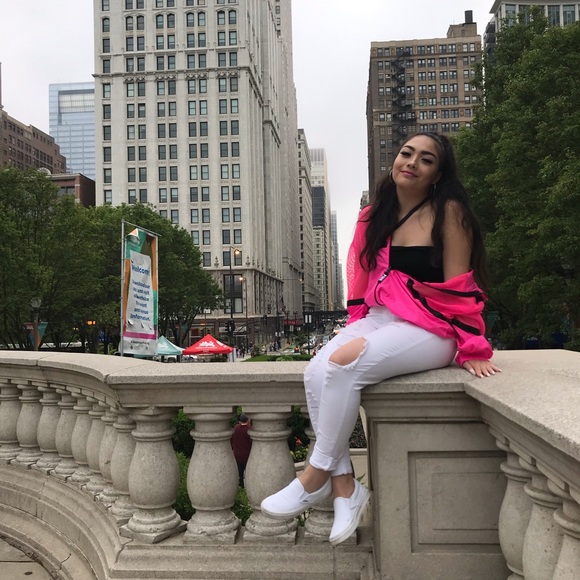 Meet your Posher, Sydney - Picture 1 of 1